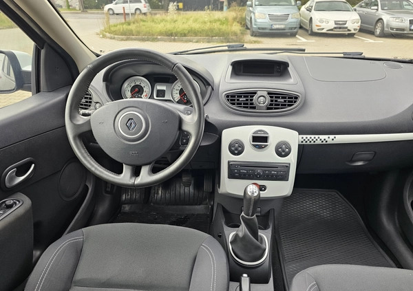 Renault Clio cena 19900 przebieg: 200781, rok produkcji 2010 z Szlichtyngowa małe 191